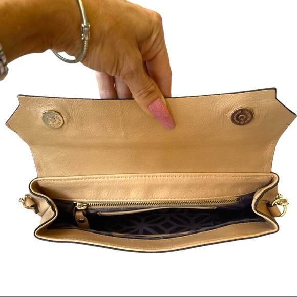 Trina Turk Tan Leather Chain Shoulder Bag/Clutch - Picture 7 of 13